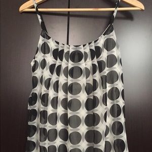 Sleeveless top / NY&Company